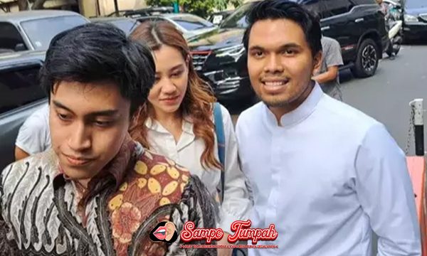 Thariq dan Aaliyah Massaid