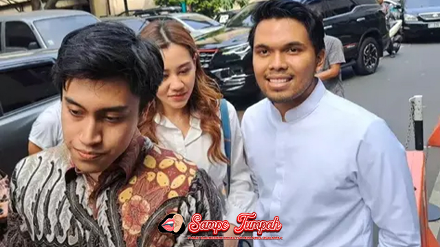 Thariq dan Aaliyah Massaid