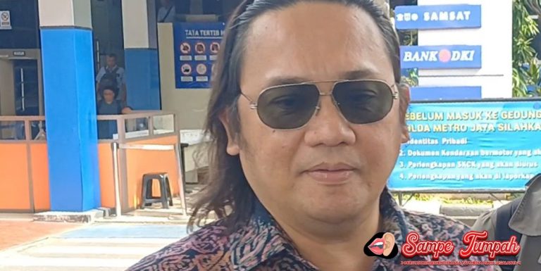 Farhat Abbas Berbicara