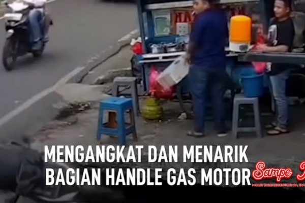 Gara-Gara Bercanda, Motor Pemuda Terjun ke Got Gara-Gara Bercanda