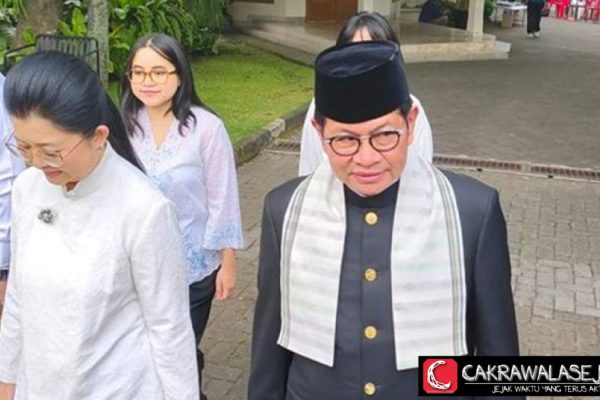 Santai di Konser Adam Levine Agnes Jennifer Tak Peduli Suami? Santai di Konser Adam Levine Agnes Jennifer Tak Peduli Suami?