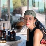 Momen Elegan Kirana Larasati Santap Kuliner di Red Sea