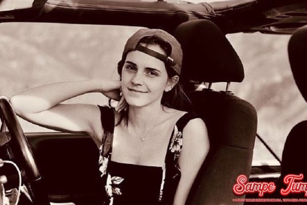 Polisi Inggris Bekukan Sim Emma Watson, Ini Kronologinya!v