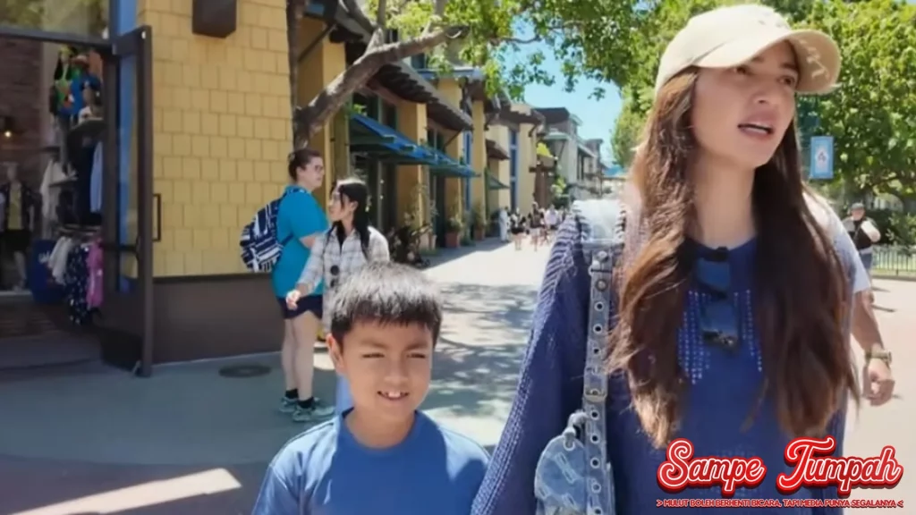 Cerita Nia Ramadhani 14, Anak baru Ribut Soal Tanktop 2 Cerita Nia Ramadhani 14, Anak baru Ribut Soal Tanktop