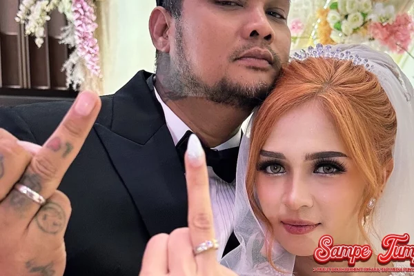 Heboh 1 Istri Virgoun Hamil Duluan? Ini Kata Feby Carol!