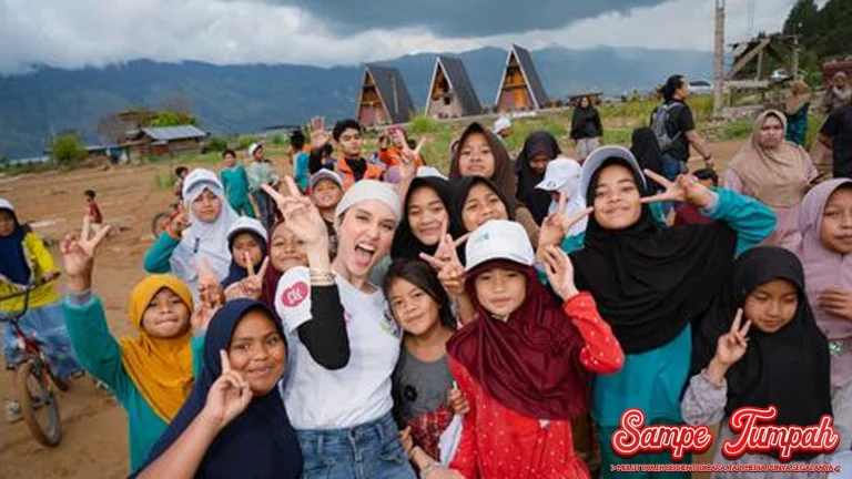 Cinta Laura ke Aceh, Bawa 4 Bantuan & Inspirasi Bangkit