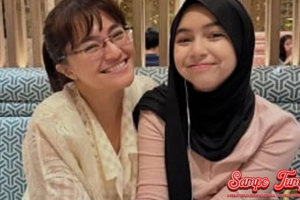 Marshanda Penuh 4 Komentari Sienna Lepas Hijab