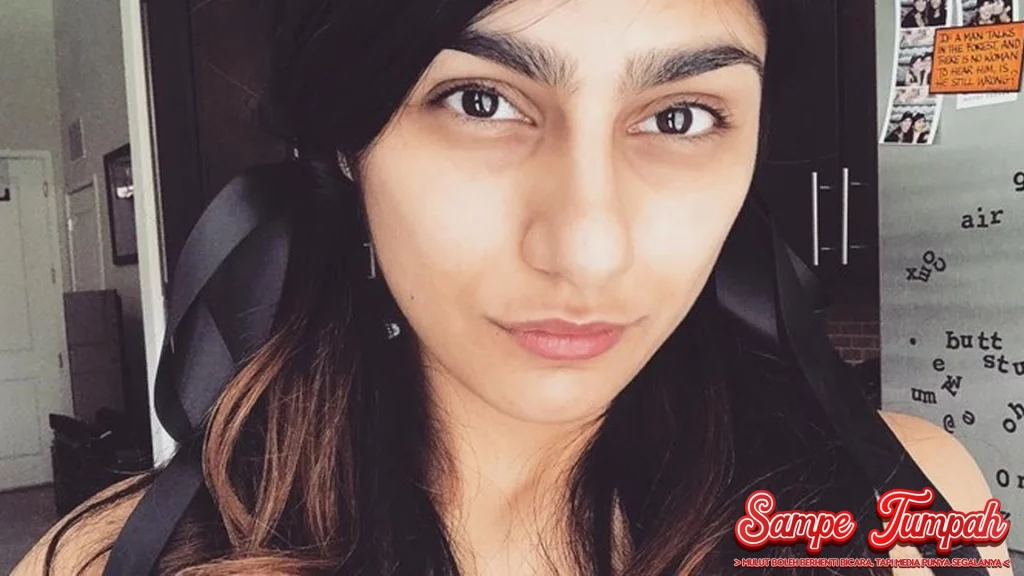Mia Khalifa: Pernah Jadi 2 Target Baru Penggal ISIS!