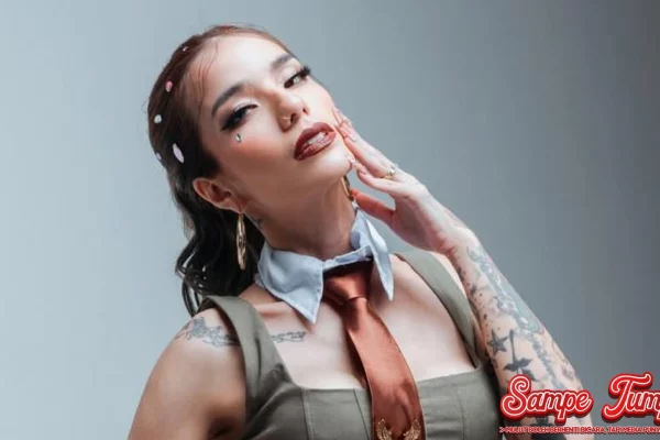Sheila Marcia Buka Suara Soal 1 Baju Bersinar